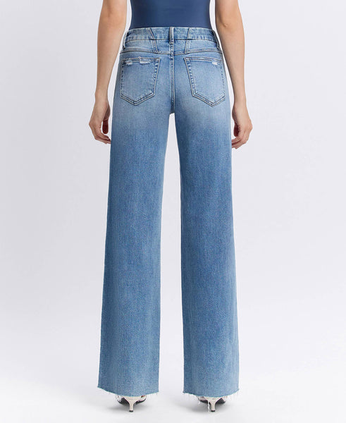 VERVET MID RISE MEDIUM WASH CLEAN CUT RAW HEM WIDE JEANS / 26