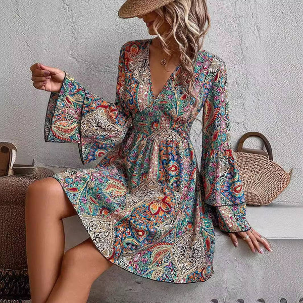 Women's Floral Print V-Neck Flared Sleeve Dress: Suit color / S