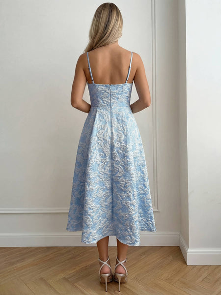 Textured Floral Jacquard Midi Dress with Sweetheart Neckline: Light Blue / M