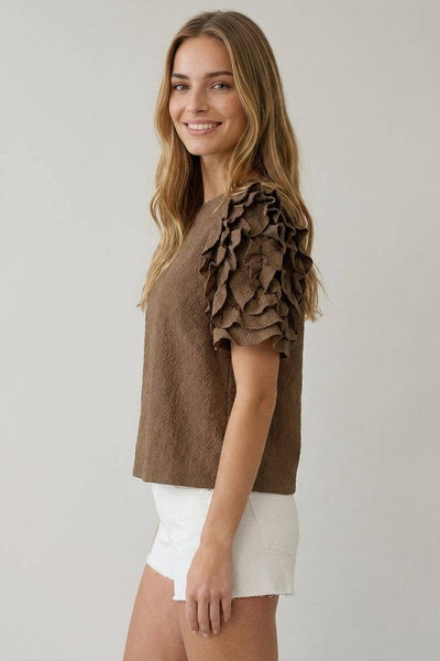 DIAMONT TEXTURED RUFFLE PUFF SLEEVE TOP - 46027T-1: COFFEE / Contemporary / M