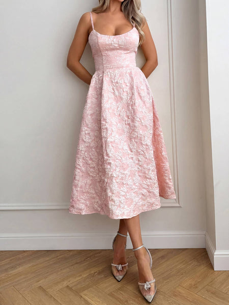Textured Floral Jacquard Midi Dress with Sweetheart Neckline: Light Blue / S