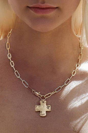 Silver Necklace NOTABLE HAMMERED CROSS FRONT TOGGLE